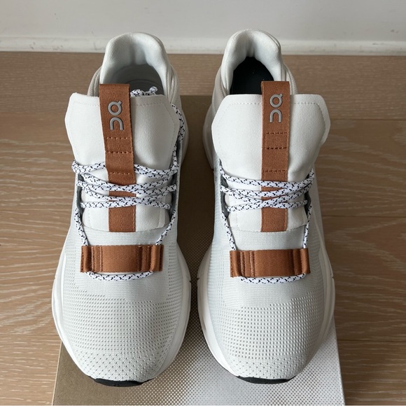 ON Running Couldnova Women Shoes Size 8 White Pearl - Picture 11 of 12